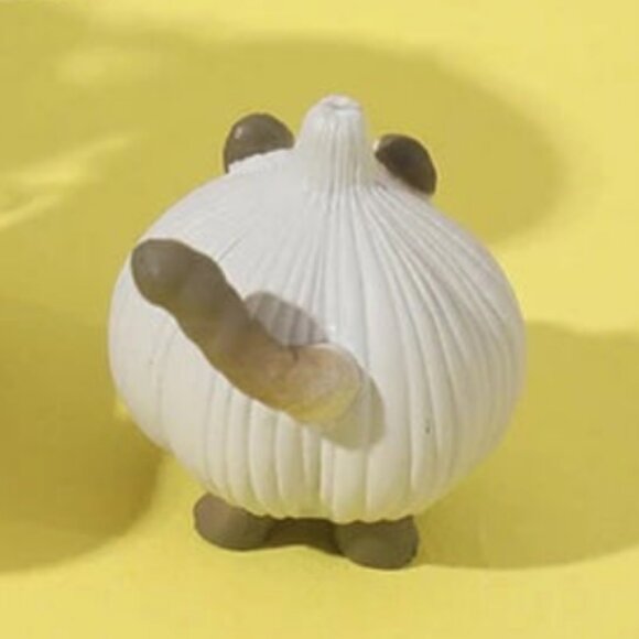 Statso Vegetable Fairy Gachapon Garlic Kitty Mini Figurine - Picture 2 of 4